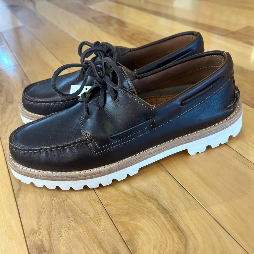 Sperry comfortable outings quickly